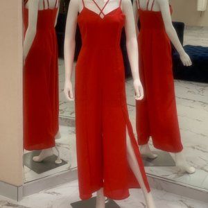 [NWT] | RED JUMPSUIT (S-XL) | Skies Are Blue